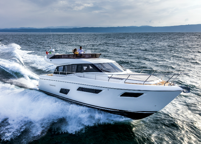 Two awards for the Ferretti Yachts 450 in both China and Slovenia