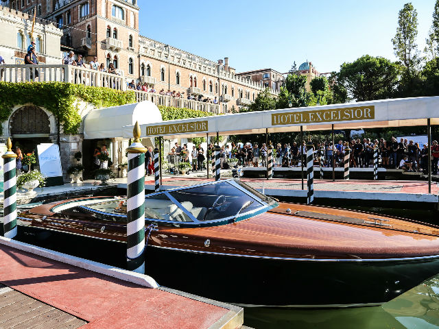 Riva superstar al Festival del Cinema di Venezia