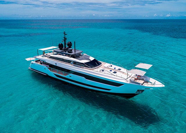 Custom Line 120’ premiato anche in America.