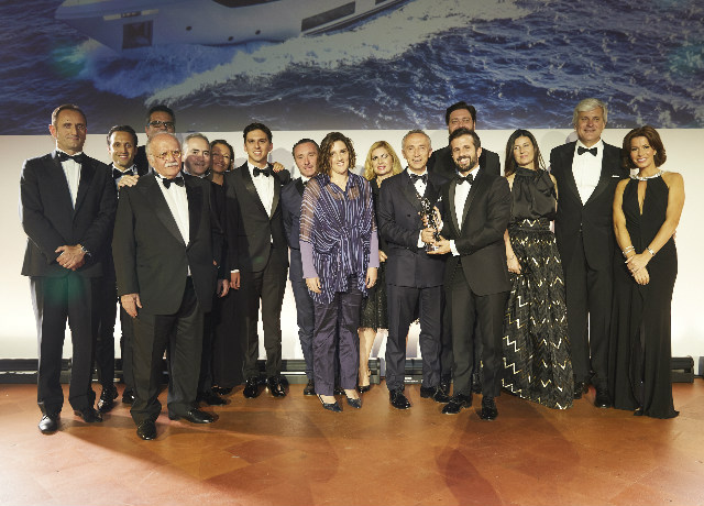 Custom Line Navetta 33 “Telli” vince l’Oscar dello yachting internazionale