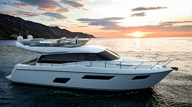 Nuovo Ferretti Yachts 450: Stairway to the Sea.