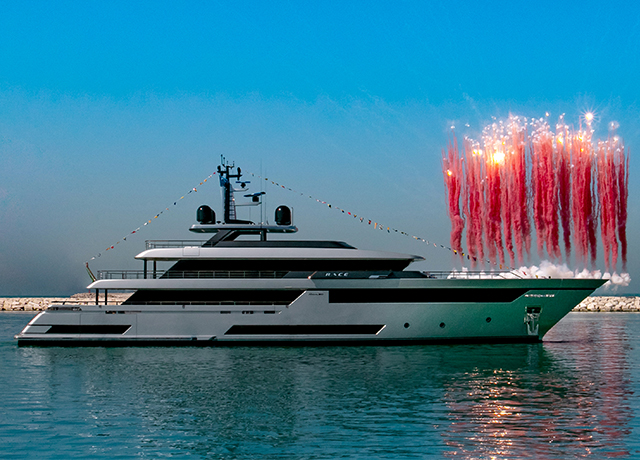 First Superyacht Riva 50 Mt M/Y “Race” launched: The Legend enters a new dimension.<br />
