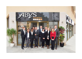 Ferretti Yachts and Pershing choose the ABYS Yachting dealership for the french market