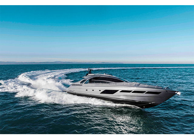 Ferretti Group protagonista al Boot 2019 con il nuovo Pershing 8x in fibra di carbonio e il nuovo progetto Custom Line firmato dagli Archistar Antonio Citterio e Patricia Viel.