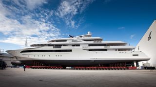 MANCA UN MESE AL VARO DI CRN 129 DI 80 METRI, IL MEGAYACHT PIU’ GRANDE MAI COSTRUITO DAL CANTIERE<br />