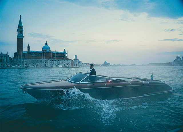 Riva In The Movie: A superb short film with a masterful interpretation by Pierfrancesco Favino.<br />