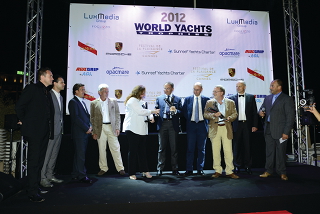 Pershing 82’ trionfa a Cannes: il nuovo modello vince il World Yacht Trophy in ben tre categorie