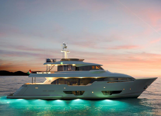 Nasce Ferretti Custom Line Navetta 28, nuovo modello della serie semi-dislocante del brand