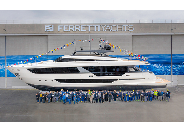 Ferretti Yachts 1000 launched: the largest  ever built by the Shipyard.