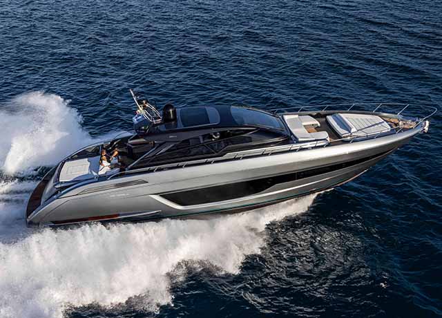 New Riva 68’ Diable: the devil is in the details.