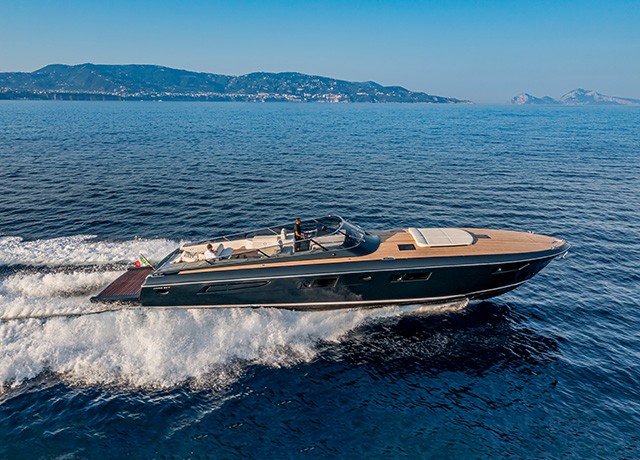 Itama 62RS: die form der freiheit.