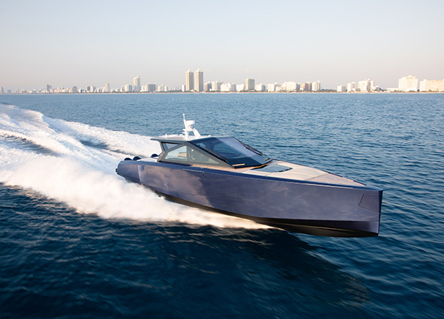 Debut mundial en Palm Beach del nuevo e innovador wallypower58X.