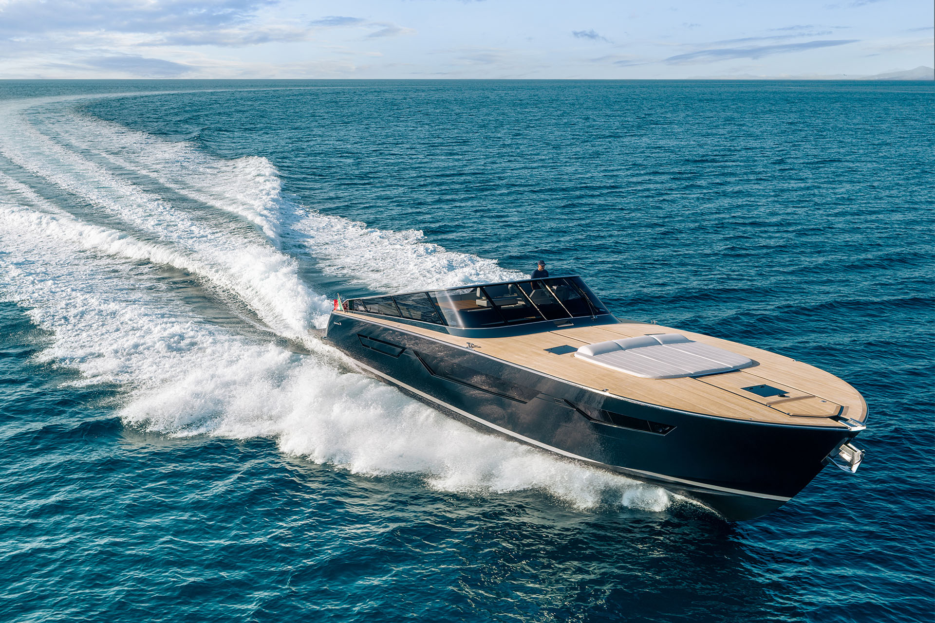 At the September boat shows Itama presents the world premiere Itama 70.