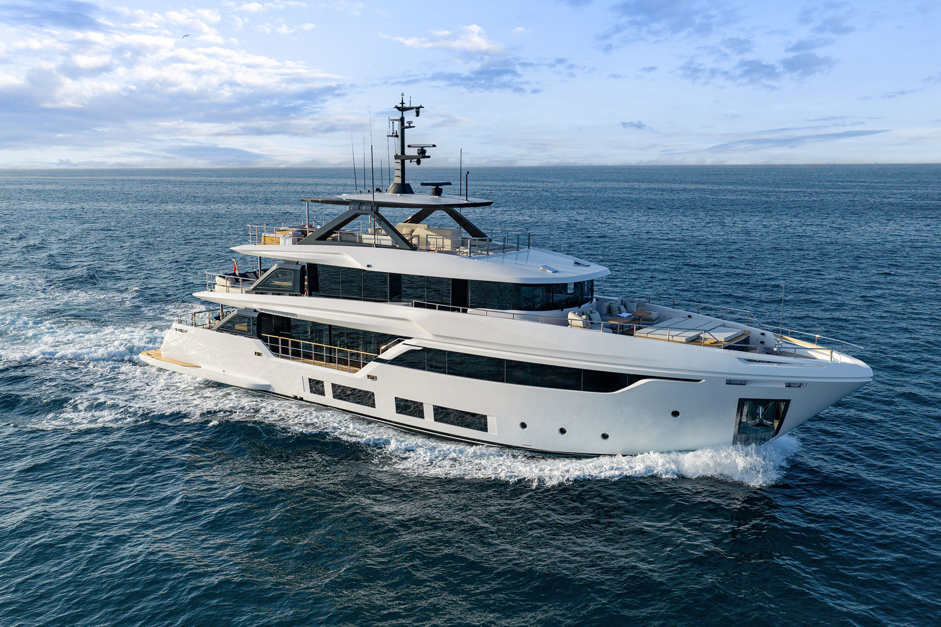 Custom Line Navetta 35: the new Custom Line premiere brings made-to-pleasure yachting to the Monaco Yacht Show.