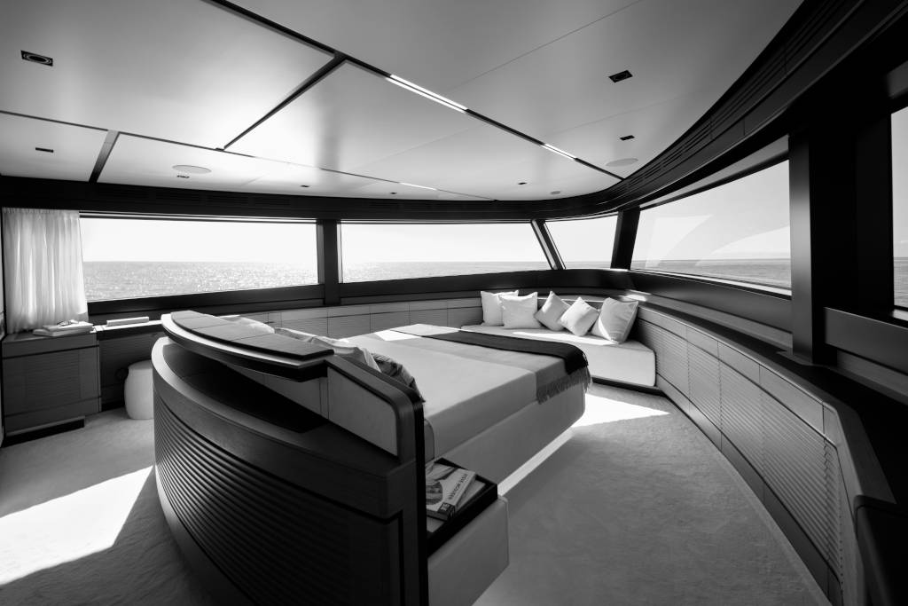luxury sailing yachts brands